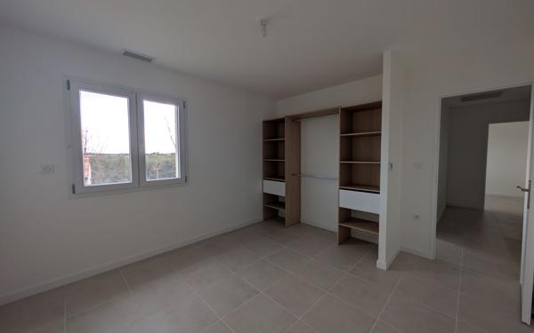 Maison à louer    5 pièces •  Dieupentale