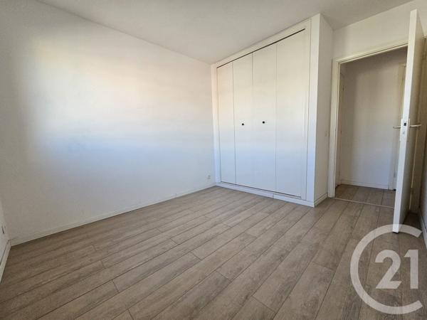 Appartement F3 à vendre  3 pièces - 61,88 m2 ST LAURENT DU VAR - 06