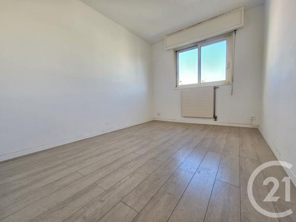 Appartement F3 à vendre  3 pièces - 61,88 m2 ST LAURENT DU VAR - 06