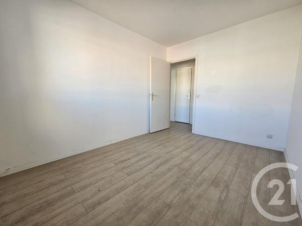 Appartement F3 à vendre  3 pièces - 61,88 m2 ST LAURENT DU VAR - 06