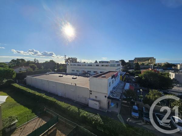 Appartement F3 à vendre  3 pièces - 61,88 m2 ST LAURENT DU VAR - 06