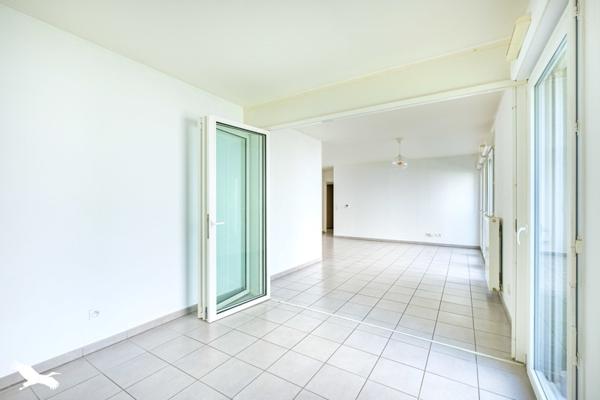 Appartement à vendre 281 000 € Lyon 08 3 p 74 m² DPE C