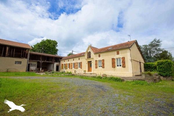 Maison à vendre |  Buzon |  5 pièces | 235 m²