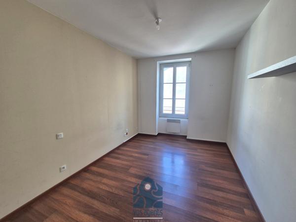 Appartement 4 pièce(s) 2 chambre(s) 75 m²