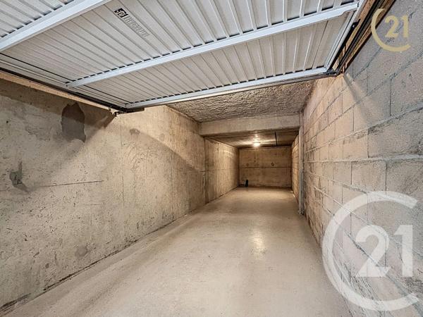 Appartement F3 à vendre  3 pièces - 62 m 2   SENS  - 89