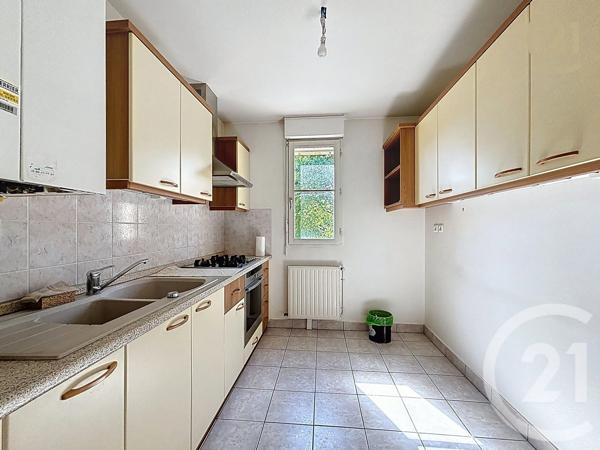 Appartement F3 à vendre  3 pièces - 62 m 2   SENS  - 89