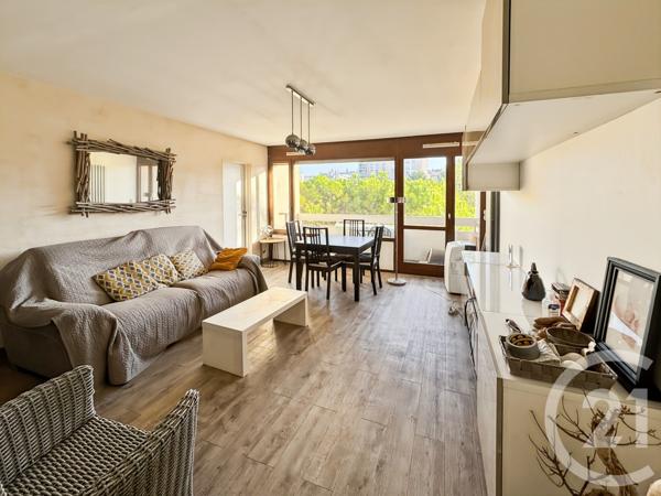 Appartement T3 à vendre  3 pièces - 56,62 m2 MARSEILLE - 13011