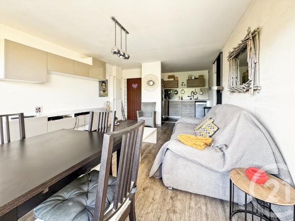 Appartement T3 à vendre  3 pièces - 56,62 m2 MARSEILLE - 13011