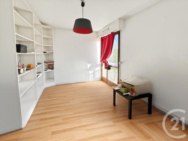 Appartement T3 à vendre  3 pièces - 56,62 m2 MARSEILLE - 13011