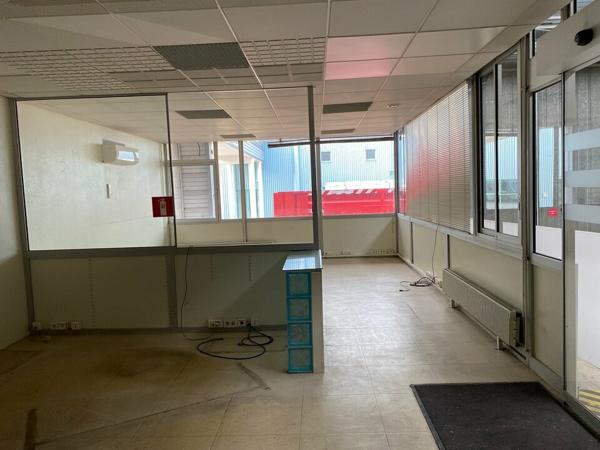 Chalon sur Saône Nord - Axe passant - Bureaux 200 m² à louer