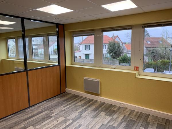 BUREAUX DE 66 M2 - À LOUER - À ORLÉANS DROITS DE L'HOMME (45)