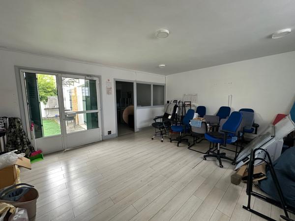 94500 Champigny-sur-Marne – Local mixte 80m2 avec jardin privatif de 60m2