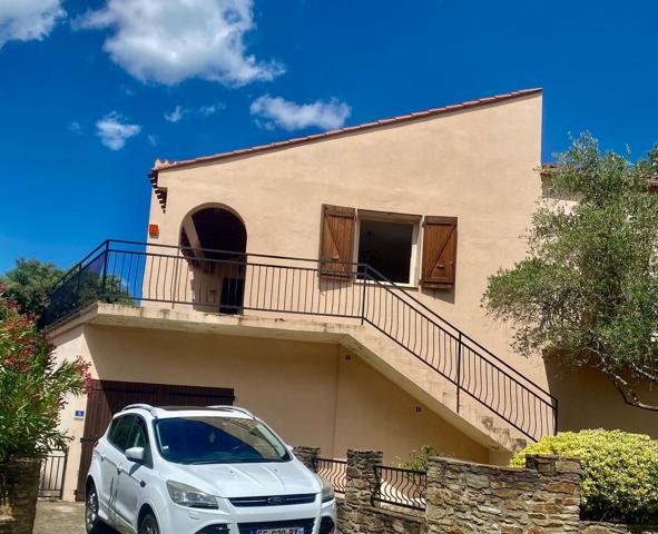 maison 3 faces ensoleillée avec garage