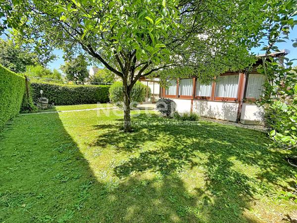 A vendre Maison de 5 pièces de 90 m² à Plaisir - quartier centre-ville