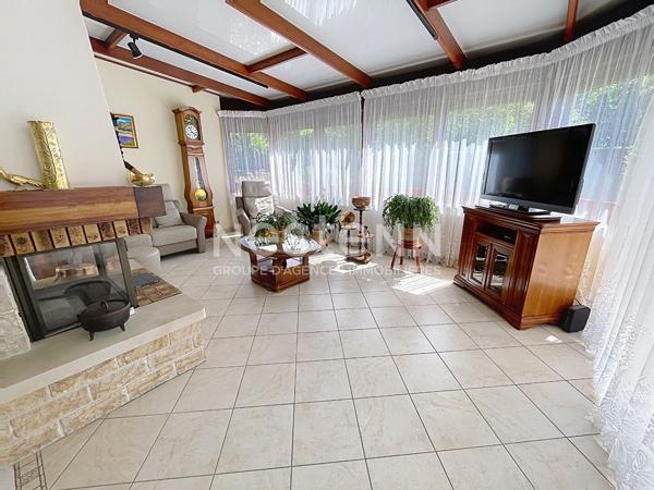 A vendre Maison de 5 pièces de 90 m² à Plaisir - quartier centre-ville