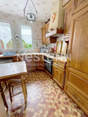 A vendre Maison de 5 pièces de 90 m² à Plaisir - quartier centre-ville