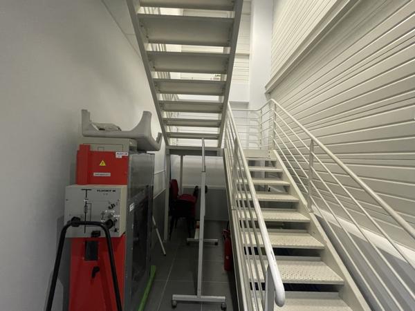 Bureaux à louer à MONT SAINT AIGNAN 76130