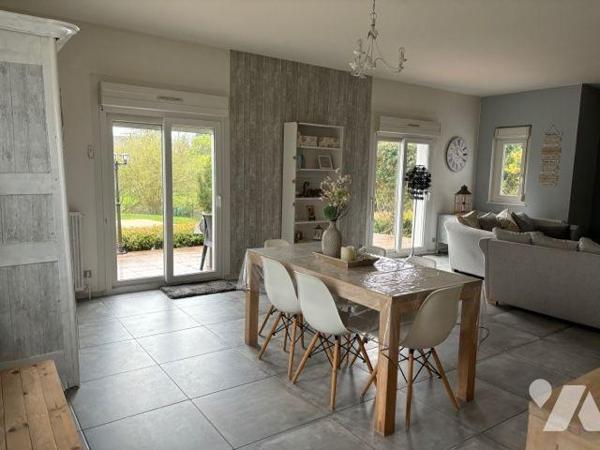 A VENDRE MAISON VILLA PAVILLON CORBENAY HAUTE-SAONE 

Maison / villa / pavillon comprenant : ...