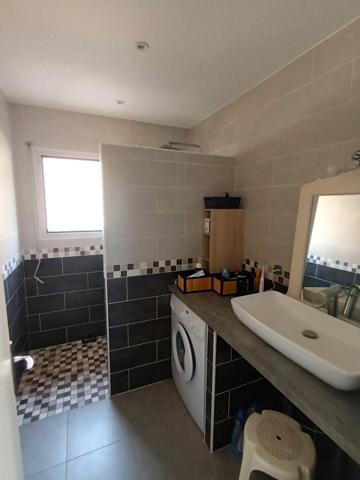 Villa plain-pied en bord de mer.