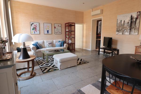 Gambetta - Garage - Cave - Faibles charges - Lumineux - Charme