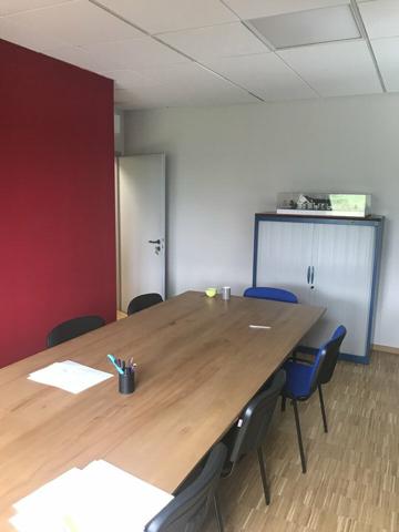 BUREAUX à VENDRE de 140 m²