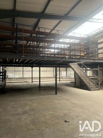 Murs commerciaux  à vendre 2 200 m² Lons-le-Saunier
