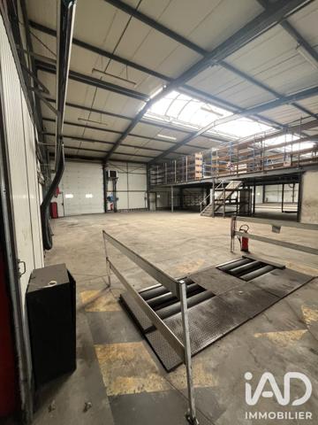Murs commerciaux  à vendre 2 200 m² Lons-le-Saunier