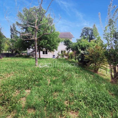 Maison individuelle 3 chambres + jardin 852M² – Calme et vue dégagée