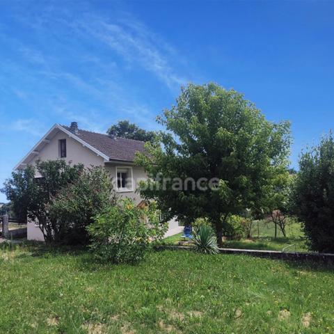 Maison individuelle 3 chambres + jardin 852M² – Calme et vue dégagée