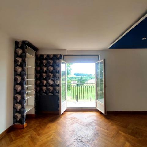 Maison individuelle 3 chambres + jardin 852M² – Calme et vue dégagée