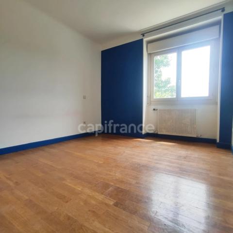 Maison individuelle 3 chambres + jardin 852M² – Calme et vue dégagée