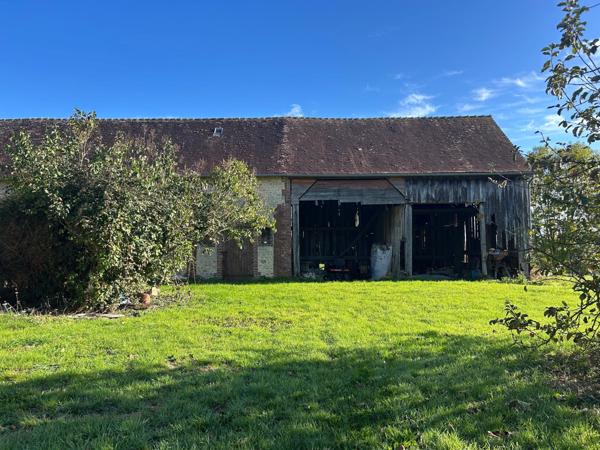 Au coeur du Perche, longère à réinventer