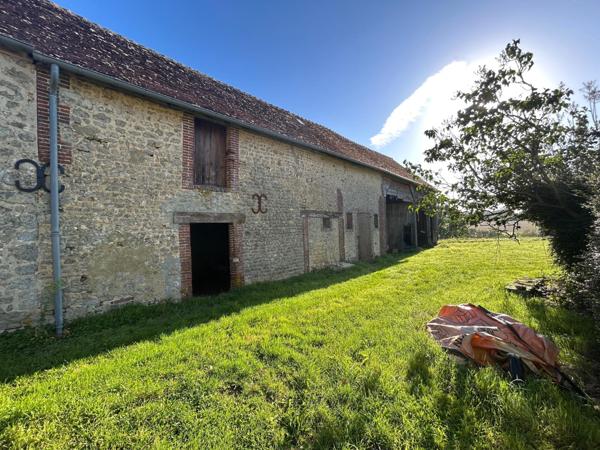 Au coeur du Perche, longère à réinventer