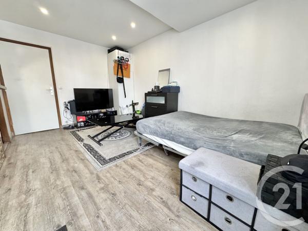 Appartement F1 à vendre  1 pièce - 23 m2 SEVRAN - 93