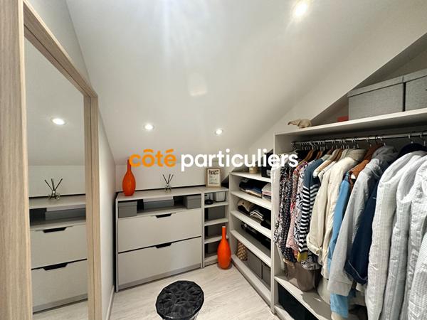 Vente Appartement87,11 m² - 4 Pièces - VALS PRES LE PUY (43750)