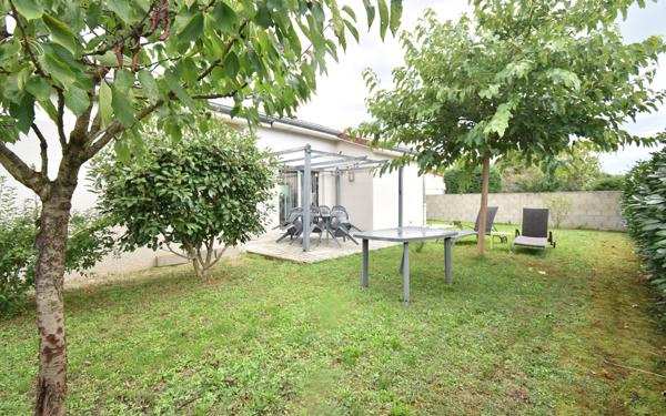 Maison à vendre    5 pièces •  Blyes