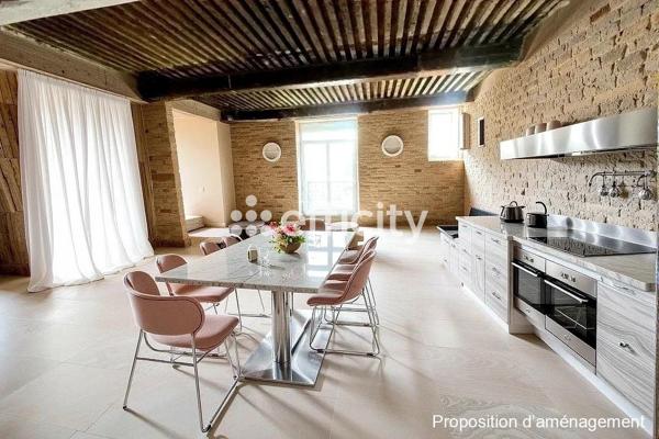 Maison 6 pièces - 250 m²