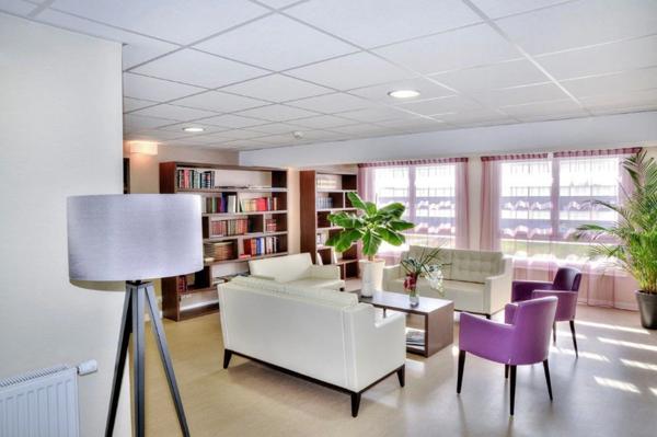 INVESTISSEMENT LOCATIF  MERIGNAC  Résidence Seniors Danaé Les Jardins de lAzurée - 5,27 % de rentabilité