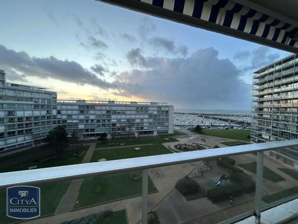 Appartement à louer 4 pièces 125.61m²