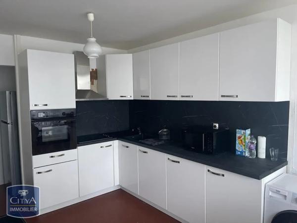 Appartement à louer 4 pièces 125.61m²