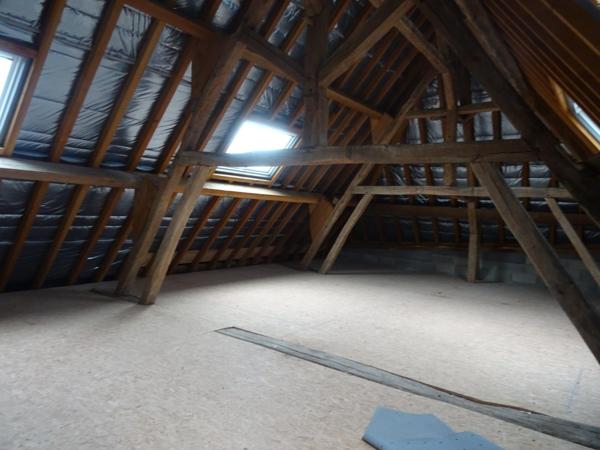 A Couches,dans un hameau proche du chateau