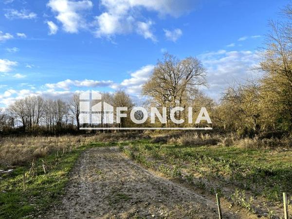 À vendre Terrain 800 m² - Noyal-châtillon-sur-seiche 35230