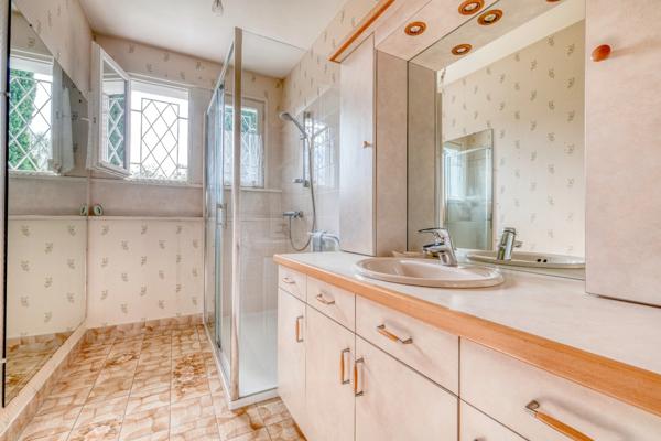 Christophe Michaudelle – EXLUSIVITE - CAPIFRANCE vous propose proche de Meaux, à Nanteuil lès Meaux : Secteur AU CALME, maison indépendante bien entretenue - 7 pièces - 148 m² - 5 chambres (6è possib