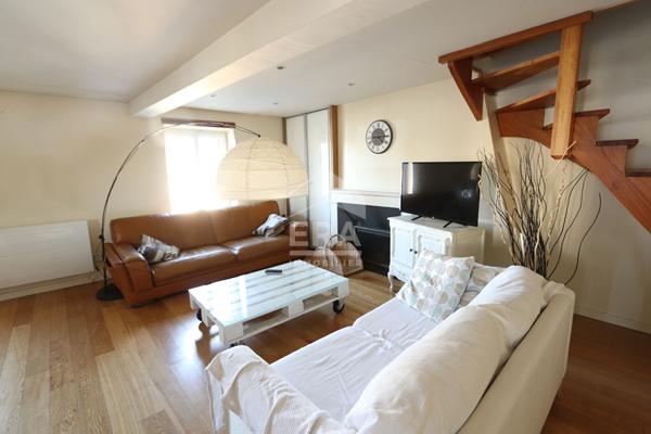 Maison meublée Saint Jean De La Ruelle 3 pièce(s) 67 m2 carrez 86m² au sol