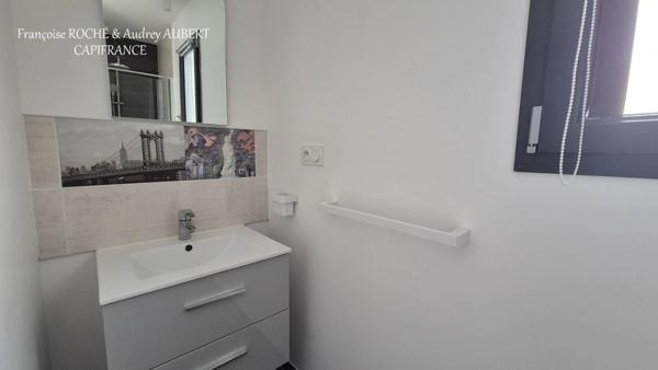 Pavillon de plain-pied de 2016 - 5 pièces - 3 chambres avec salle d'eau  - CABARIOT (17)