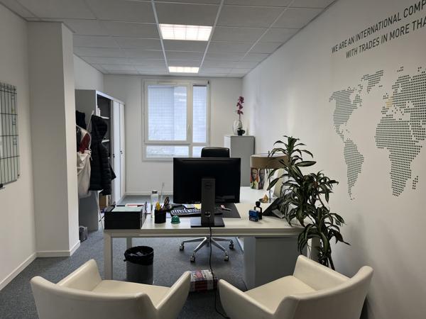 Plateau de bureaux d'environ 529 m2 à louer - ORLEANS
