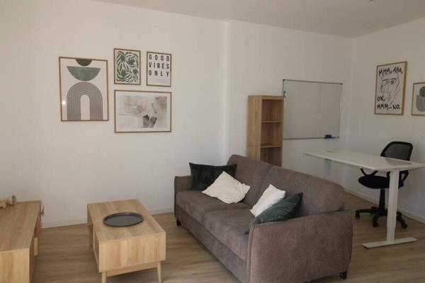 Appartement 2 pièces                                        - 44000 Nantes Réf : 12100