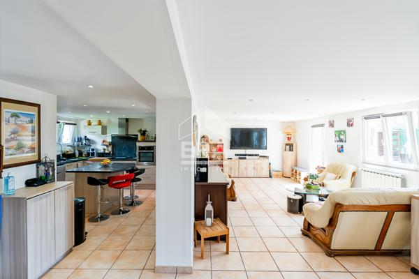 Maison Bouc Bel Air 5 pièce(s) 140.57 m2