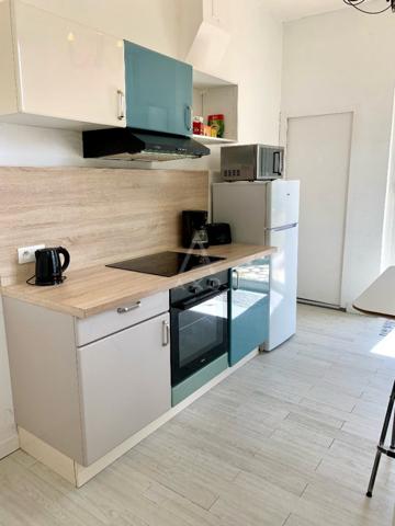 Angouleme quartier St Martin, adorable maison de ville 2 chb avec courette