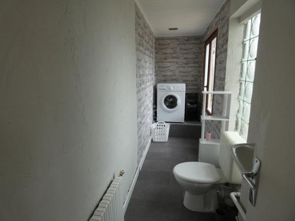 Angouleme quartier St Martin, adorable maison de ville 2 chb avec courette